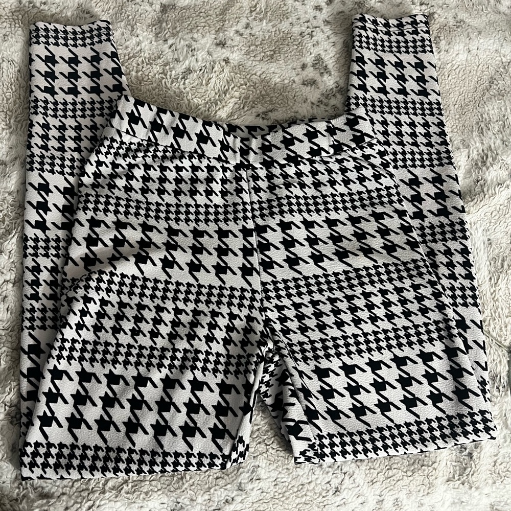 SHEIN leggings